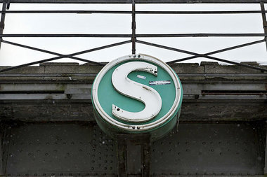 Viele Jahrzehnte stand dieses Symbol für ein großartiges Nahverk...