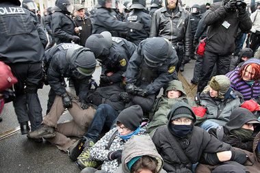 Blockierter Aufmarsch am 13. Februar – eine Niederlage, die den ...