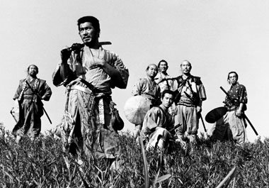 Ein beeindruckendes Denkmal: »Die sieben Samurai« Ein beeindruckendes Denkmal: »Die sieben Samurai«