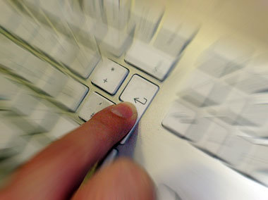 Weiter geht’s: Neues Gesetz soll Vorratsdatenspeicherung schnell... Weiter geht’s: Neues Gesetz soll Vorratsdatenspeicherung schnell...
