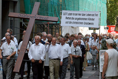 Selbstbestimmen über den eigenen Körper – für diese Herren kein ...
