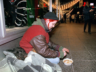 In Berlin gibt es sehr viele jugendliche Obdachlose. Mit Betreuu...