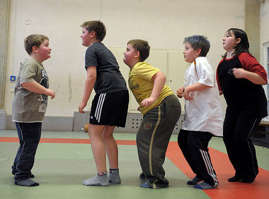 Training für fettsüchtige Kinder in Leipzig. Fehlernährung ist d...