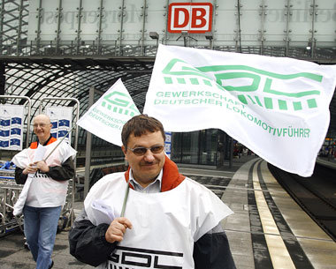 Lokführerstreik bei der Deutschen Bahn im Oktober 2007 in Dortmu...