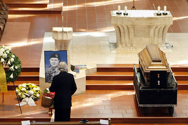 Je mehr Särge, desto größer die Ablehnung des Krieges. Die CIA s...