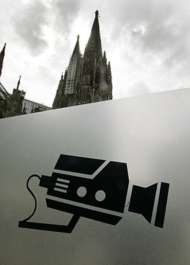 Öffentliche Plätze wie hier in Köln werden längst rund um die Uh...