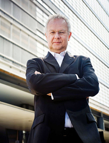 &raquo;Kann er Familie Betzel aus der Arbeitslosigkeit helfen
un...