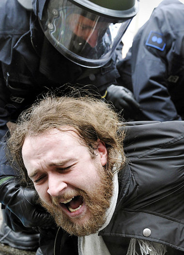 Polizeieinsatz gegen Antifaschisten in Dresden, Februar
2010