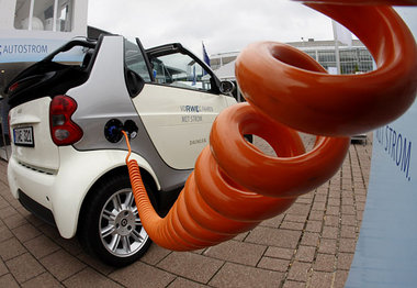 Ein Prototyp des Smart E-Drive auf der Frankfurter Automesse im
...