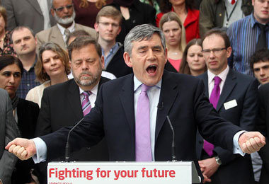 Gordon Brown im Wahlkampf – überzeugende Gründe
... Gordon Brown im Wahlkampf – überzeugende Gründe
...