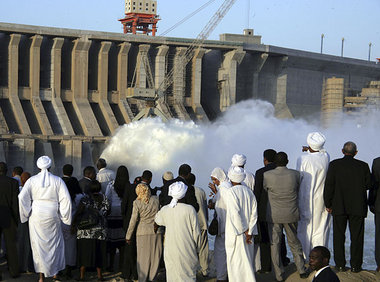 Beim Bau des Merowe-Staudamms im Sudan wurden mindestens 78000
M...