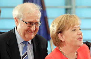 Wer zuletzt lacht, lacht am besten. Wirtschaftsminister und
Kanz...