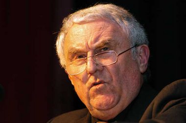 Prof. Dr. Rolf Kreibich ist
Leiter des Berliner Instituts
für ...