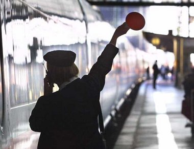 Ob Teil- oder Komplettprivatisierung: Weiterer Personalabbau bei...