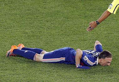 Ribery, auch so ein Opfer robuster Holzf&auml;ller