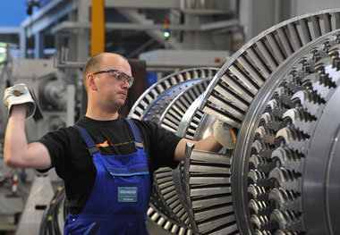 Turbinenbau bei Siemens: Gewerkschaft un... Turbinenbau bei Siemens: Gewerkschaft un...