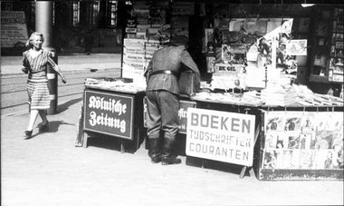 Kölnische Zeitung als Medium der Selbstdarstellung der Nazis – h...