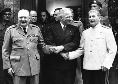 Der Kriegsverlauf und die eigene Bevölkerung zwangen USA
un... Der Kriegsverlauf und die eigene Bevölkerung zwangen USA
un...