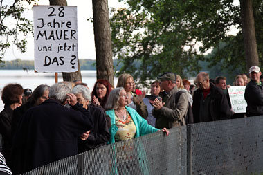 Proteste gegen die Sperrung des Uferwegs am Griebnitzsee, 24.
Ma...