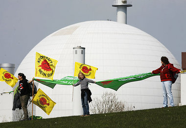 Nein zu Atomstrom &ndash; Demonstration in Brokdorf (24. April
2...