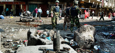 Nach der Explosion einer Autobombe am Dienstag in Bagdad Nach der Explosion einer Autobombe am Dienstag in Bagdad