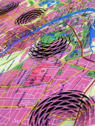 Machtverhältnisse in Stadtplänen –
»3-D-Ci... Machtverhältnisse in Stadtplänen –
»3-D-Ci...