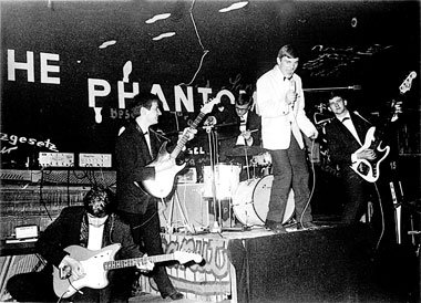 Im Anzug zur Revolte: The Phantoms, April 1962