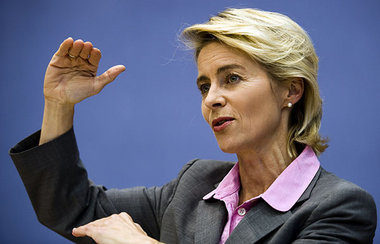 Bundesarbeitsministerin Ursula von der Leyen: Hartz-IV-Bezieher ... Bundesarbeitsministerin Ursula von der Leyen: Hartz-IV-Bezieher ...