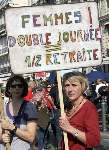 Marseille, Frankreich, 23. September 2010: »Frauen! Doppelter Ar...