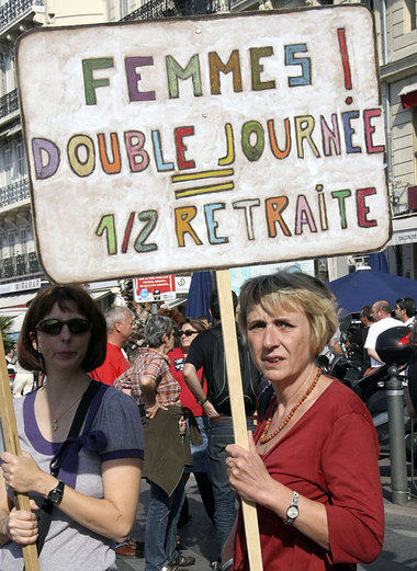 Marseille, Frankreich, 23. September 2010: »Frauen! Doppelter Ar...