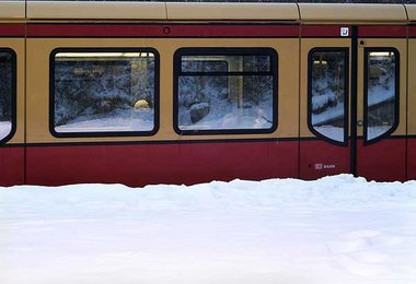 Auf ein neues: Im vergangenen Winter konnte die Berliner S-Bahn
... Auf ein neues: Im vergangenen Winter konnte die Berliner S-Bahn
...