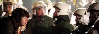 Kluges Vorgehen gegen dumpfe Staatsgewalt: Auch
»S21«... Kluges Vorgehen gegen dumpfe Staatsgewalt: Auch
»S21«...