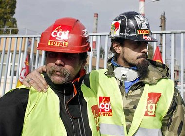 Die Arbeiter in elf der zw&ouml;lf &Ouml;lraffinerien
Frankreich...