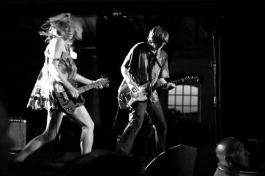 Immer noch ein bißchen schlecht gestimmt: Sonic Youth live