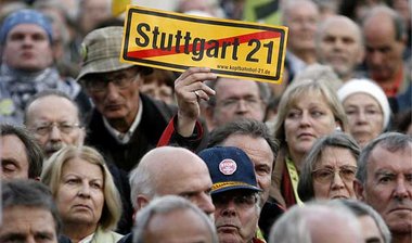 &raquo;Oben bleiben&laquo; &ndash; die Demonstrationen in der
ba...