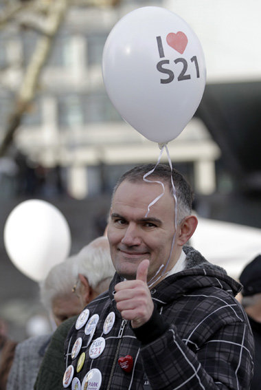 Wenn man nicht aufpaßt, dann hat man es mit solchen Menschen zu ...