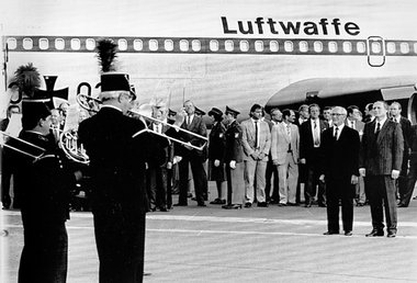 Mit dem »Saarknappenmarsch« empfing Saarlands Ministerpräsident ...