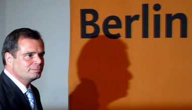 Mann im Schatten: Friedbert Pflüger