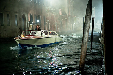 &raquo;Die Stadt hatte aufgeh&ouml;rt, Venedig zu sein.&laquo;
(...