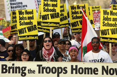 Raus aus Irak und Afghanistan &ndash; Antikriegsdemonstration
am...
