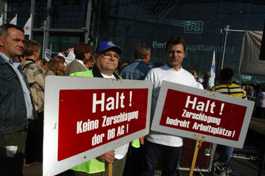 Teilprotest. Demo gegen Zerschlagung