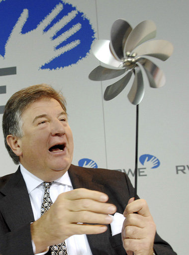 RWE-Chef Großmann setzt auf Energiemix aus Atom, Kohle, Wind RWE-Chef Großmann setzt auf Energiemix aus Atom, Kohle, Wind