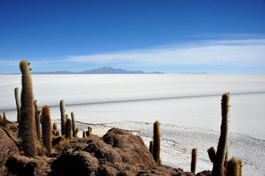 Salzsee in Bolivien: Lagert hier der Rohstoff der Zukunft?
&ndas... Salzsee in Bolivien: Lagert hier der Rohstoff der Zukunft?
&ndas...