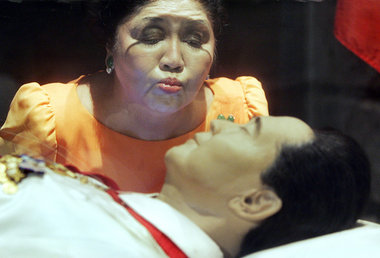 Imelda Marcos, Witwe des 1989 verstorbenen Despoten Ferdinand
Ma...