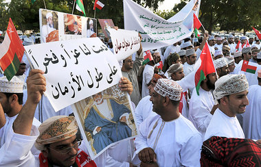 Claqueure: Nach Antiregierungsdemonstrationen in Sohar zogen am ...
