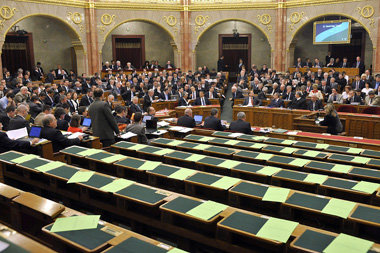 Bei der Abstimmung über das Ermächtigungsgesetz bliebe... Bei der Abstimmung über das Ermächtigungsgesetz bliebe...
