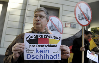 Manfred Rouhs, Bundesvorsitzender von &raquo;Pro Deutschland&laq...