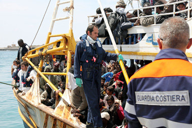 Die EU empfängt Migranten mit einer »harmonisierten&l... Die EU empfängt Migranten mit einer »harmonisierten&l...