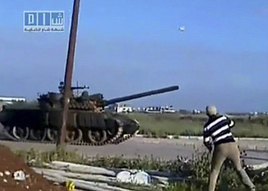 Das syrische Militär hat die Kontrolle über die Stadt ... Das syrische Militär hat die Kontrolle über die Stadt ...