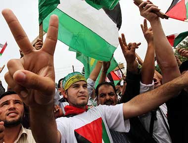 Pal&auml;stinenser feiern am Mittwoch in Gaza das Abkommen zwisc...